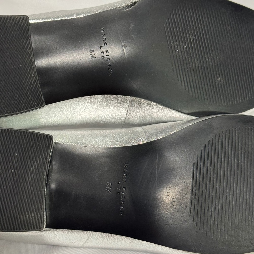 Marc Fisher LTD Gunner Flats Metallic Silver Leather Pointed Toe Slip On Size 8 - Picture 12 of 13